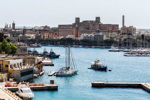 Ưu và nhược điểm của việc sống ở Malta người nước ngoài cần biết