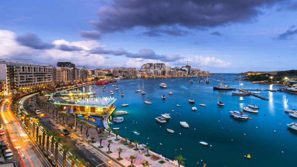 Chi phí sinh hoạt Malta mùa hè 2023 biến động thế nào so với lạm phát?